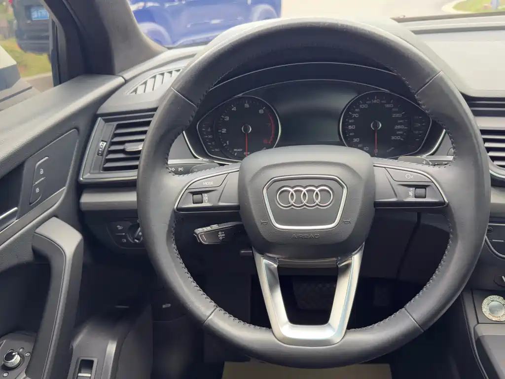 Audi Q5L 2018 40 TFSI