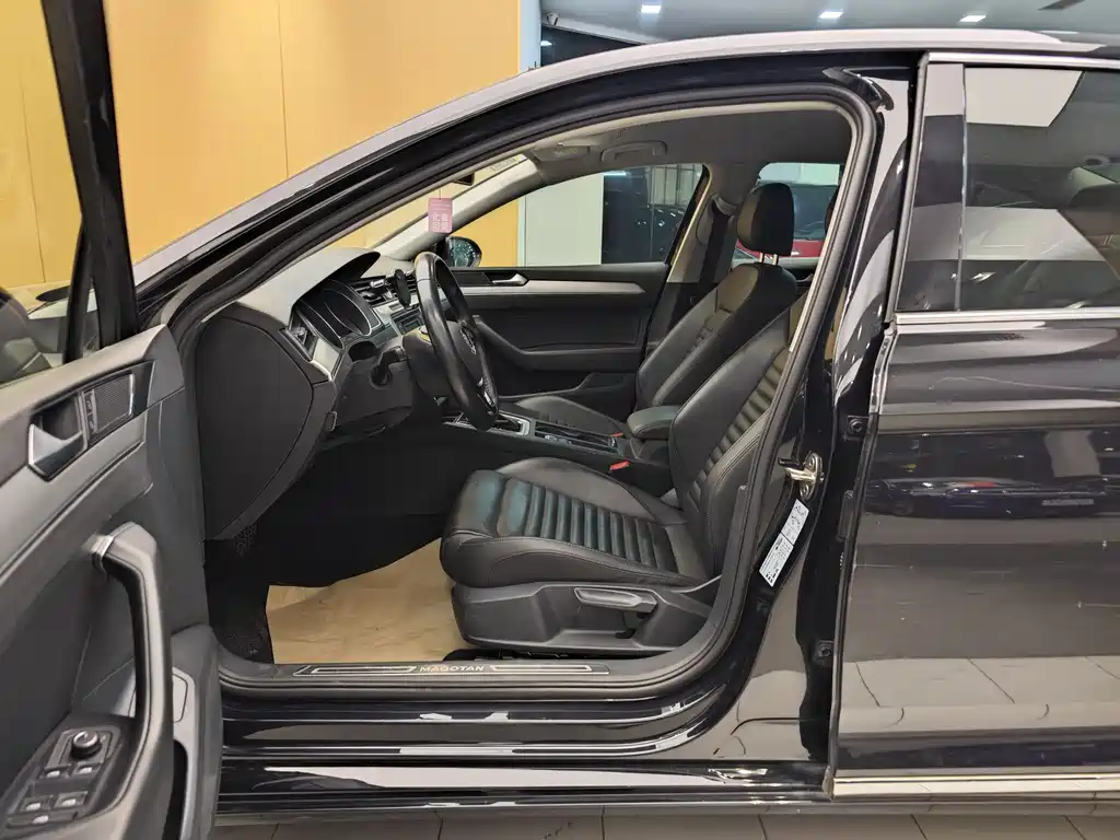 Magotan 2019 280TSI DSG Comfort Edition China VI