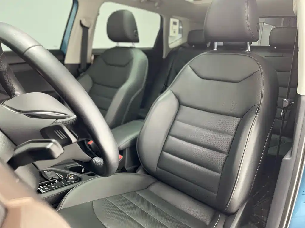 Volkswagen Tharu 2019 330TSI AWD Flagship Edition China VI