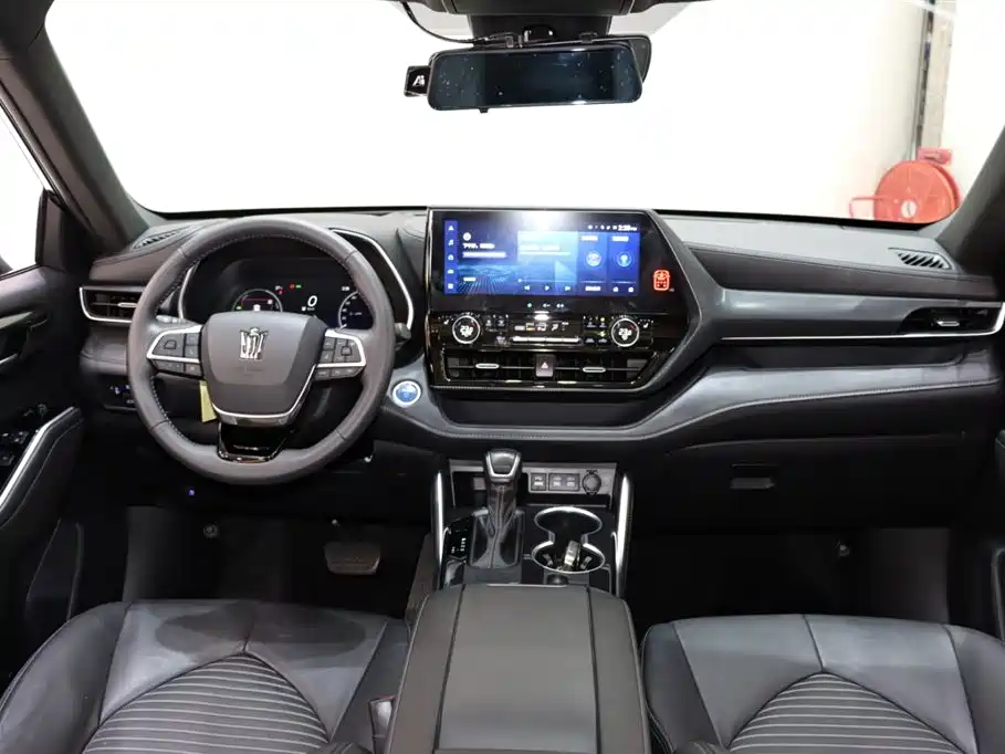 Toyota Crown Kluger 2022 2.5L HEV AWD Premium