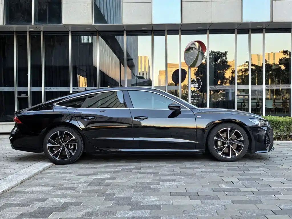 Audi A7 2021 40 TFSI Luxury