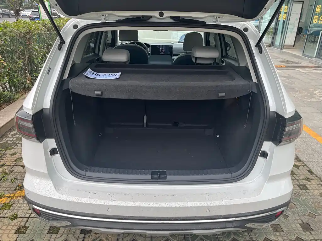 Tayron 2024 300TSI FWD Full Moon Edition
