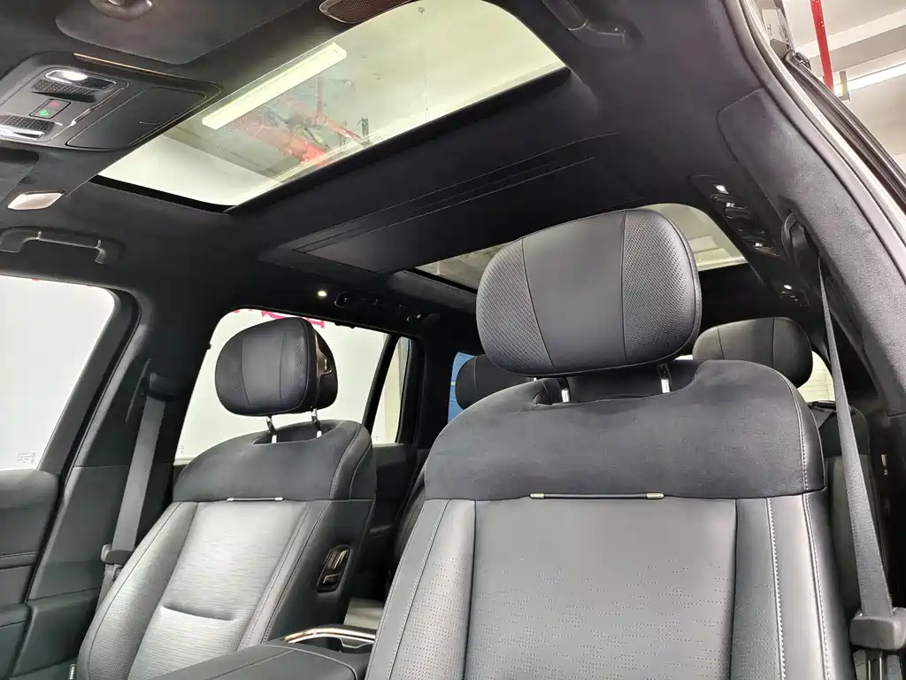 Lynk & Co 900 2025 2.0T Ultra 6-Seater