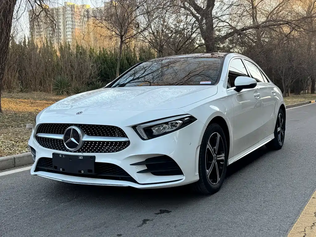 Mercedes-Benz A-Class 2023 A 200 L Fashion Edition