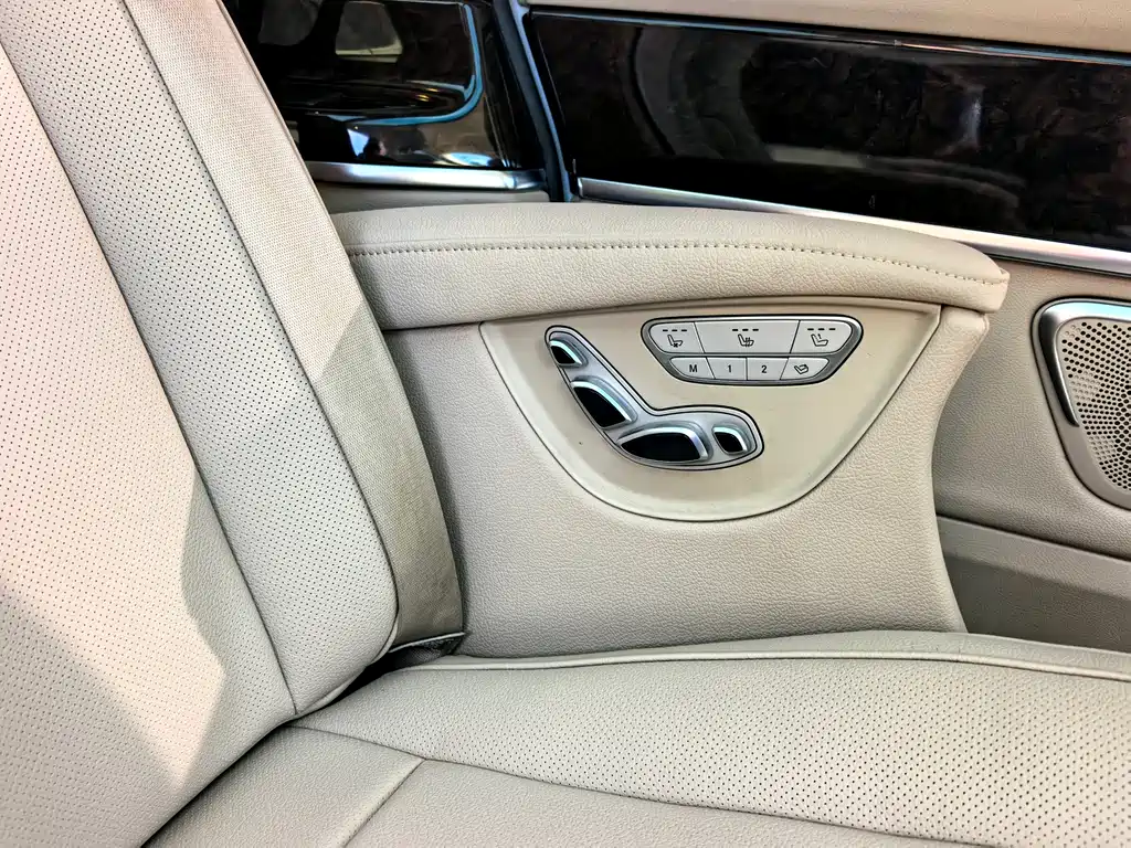 Mercedes-Benz V 260 L Exclusive (2016)