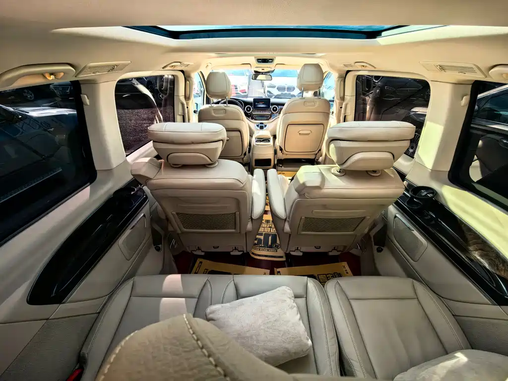 Mercedes-Benz V 260 L Exclusive (2016)