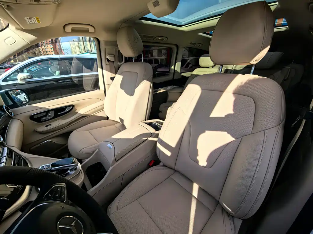 Mercedes-Benz V 260 L Exclusive (2016)