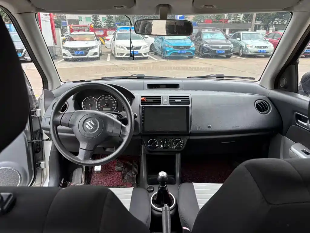 Suzuki Swift 2013 1.3L Manual Value Edition