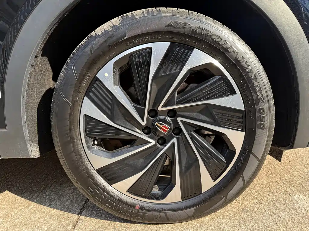 Hongqi HS7 PHEV 2024 2.0T AWD Qi Chang Edition 6-Seater