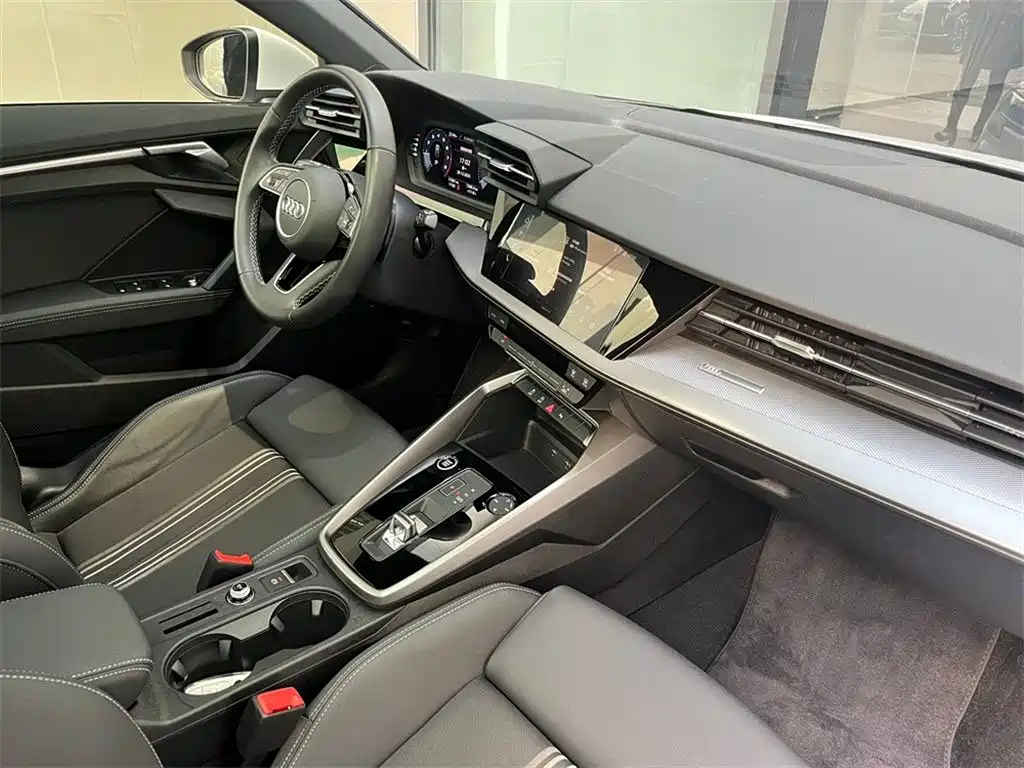 Audi A3 2024 Sportback 35 TFSI Fashion Sport
