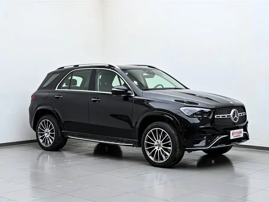 Mercedes-Benz GLE 450 4MATIC Luxury (2024)