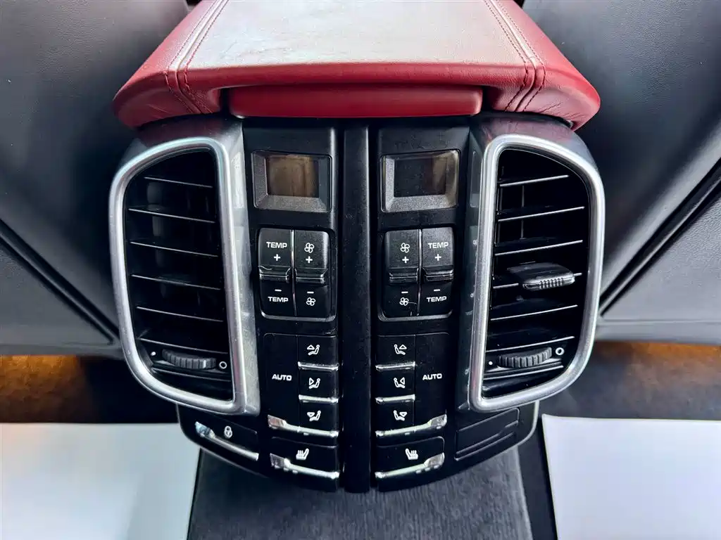 Cayenne 2015 Cayenne Turbo 4.8T