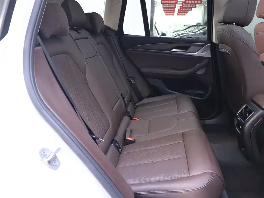 BMW X3 xDrive30i xLine M Sport