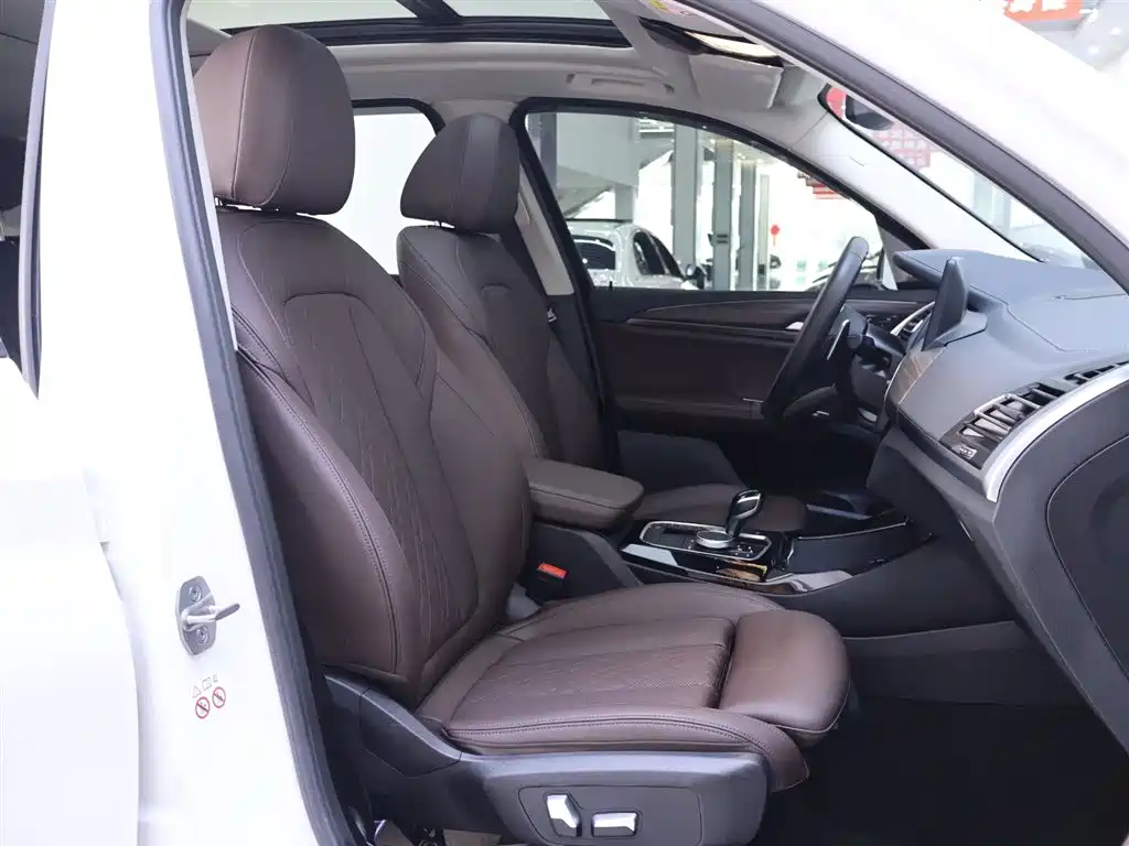 BMW X3 xDrive30i xLine M Sport