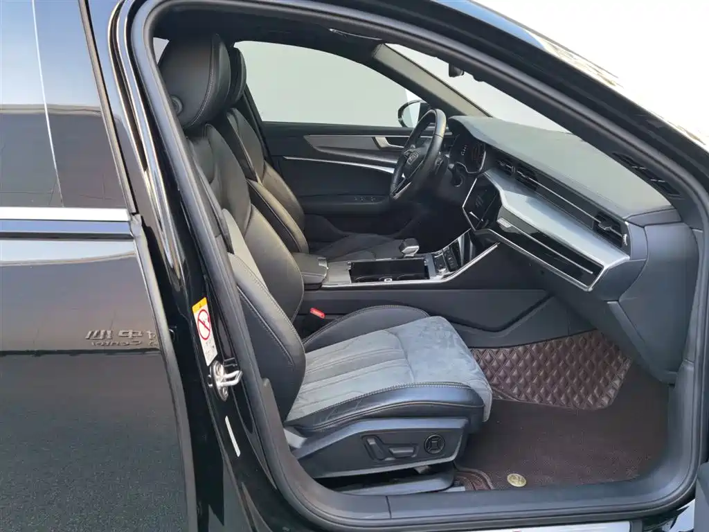 Audi A6L 2022 45 TFSI quattro Select Dynamic