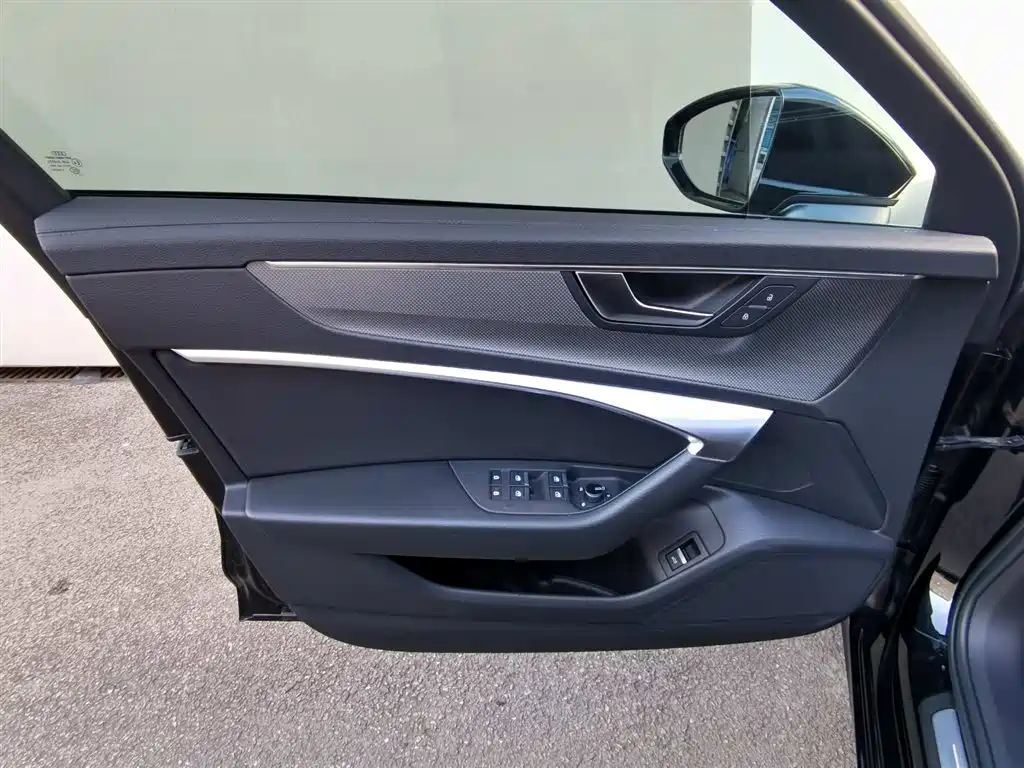 Audi A6L 2022 45 TFSI quattro Select Dynamic