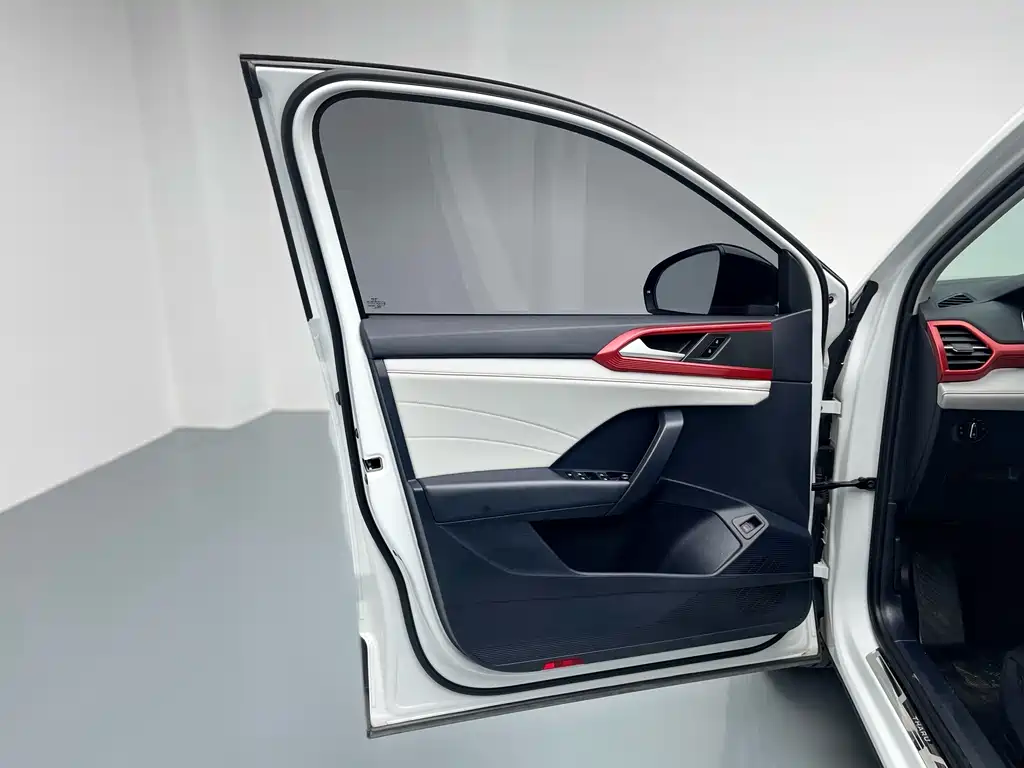 Volkswagen Tayron 2023 300TSI FWD Yuezun Edition