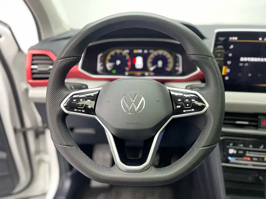 Volkswagen Tayron 2023 300TSI FWD Yuezun Edition