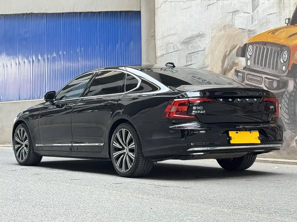 Volvo S90 2024 B5 Inscription