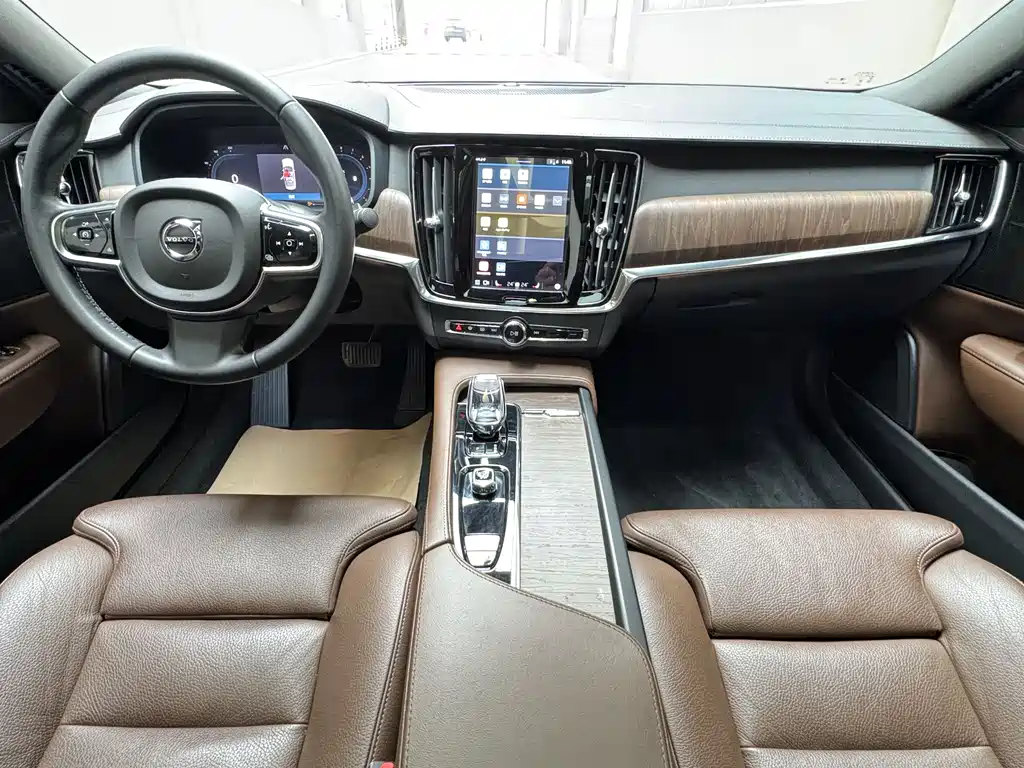 Volvo S90 2024 B5 Inscription