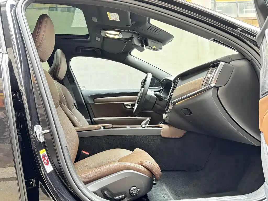 Volvo S90 2024 B5 Inscription