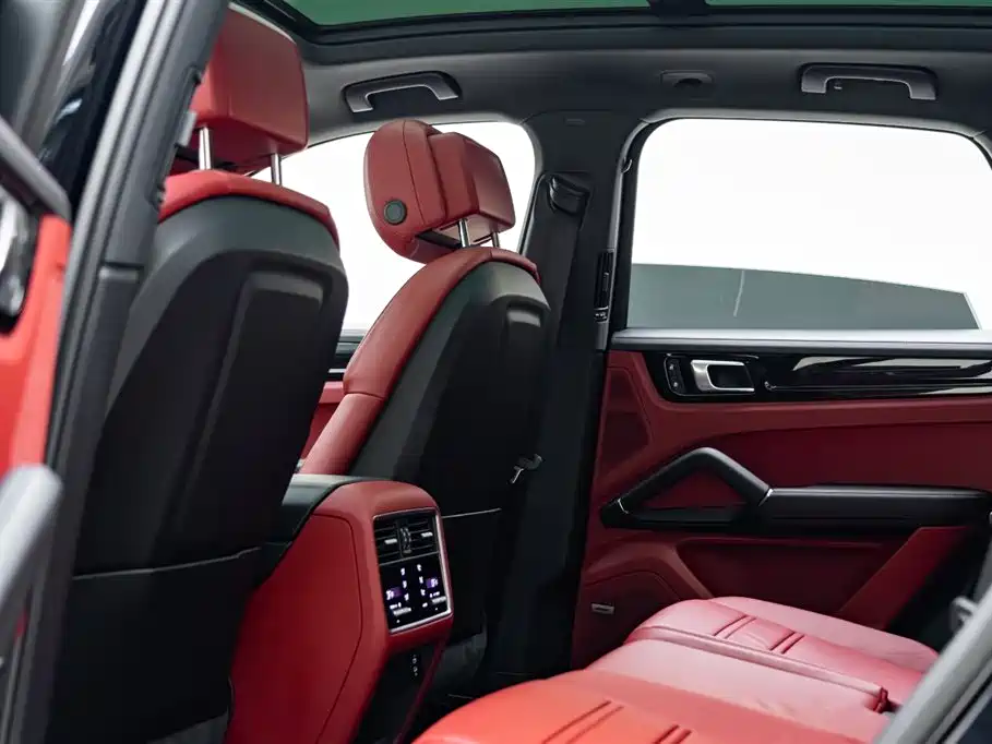 Porsche Cayenne 2022 Cayenne 3.0T Platinum Edition