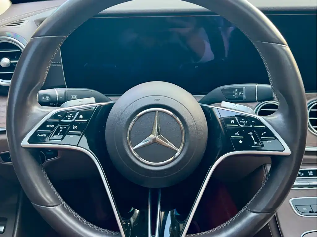 Mercedes-Benz E-Class 2022 E 300 L Luxury
