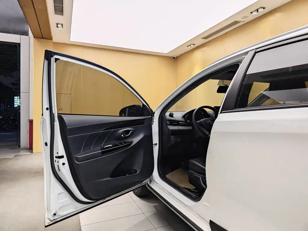 Yaris L 2020 Yaris L X 1.5L CVT Luxury Edition
