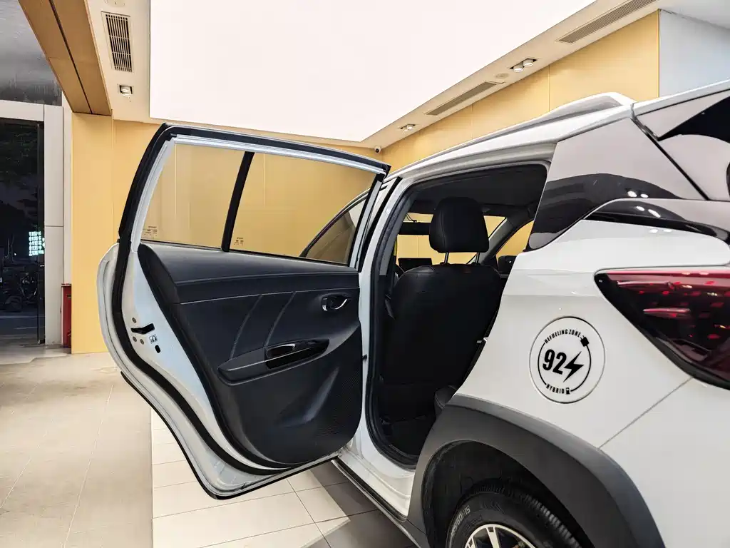 Yaris L 2020 Yaris L X 1.5L CVT Luxury Edition