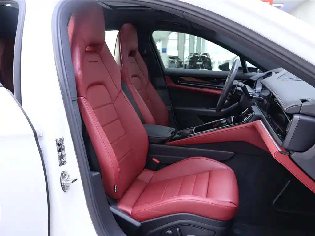 Porsche Panamera 2.9T