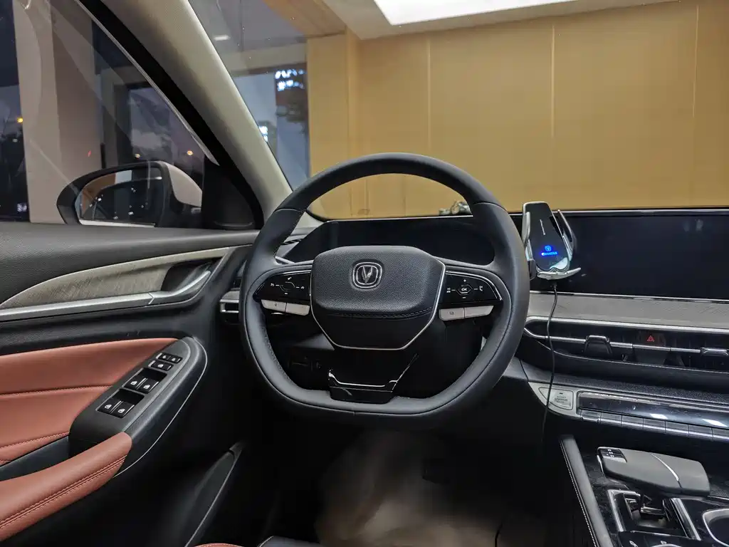 Changan Eado 2023 Changxiang Edition PLUS Blue Whale NE 1.4T GDI DCT Premium
