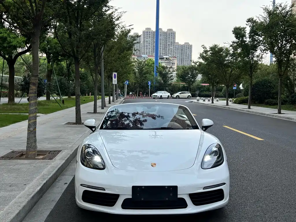 Porsche 718 Boxster 2.0T