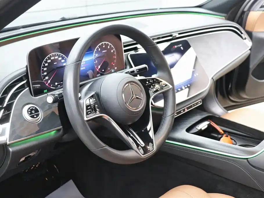 Mercedes-Benz E-Class 2024 E 300 Fashion Sport Edition