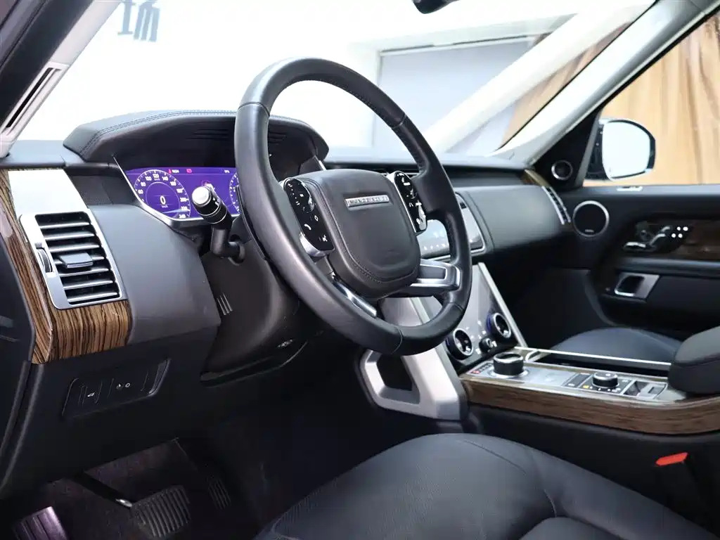 Range Rover 2019 3.0 Supercharged V6 Long Wheelbase