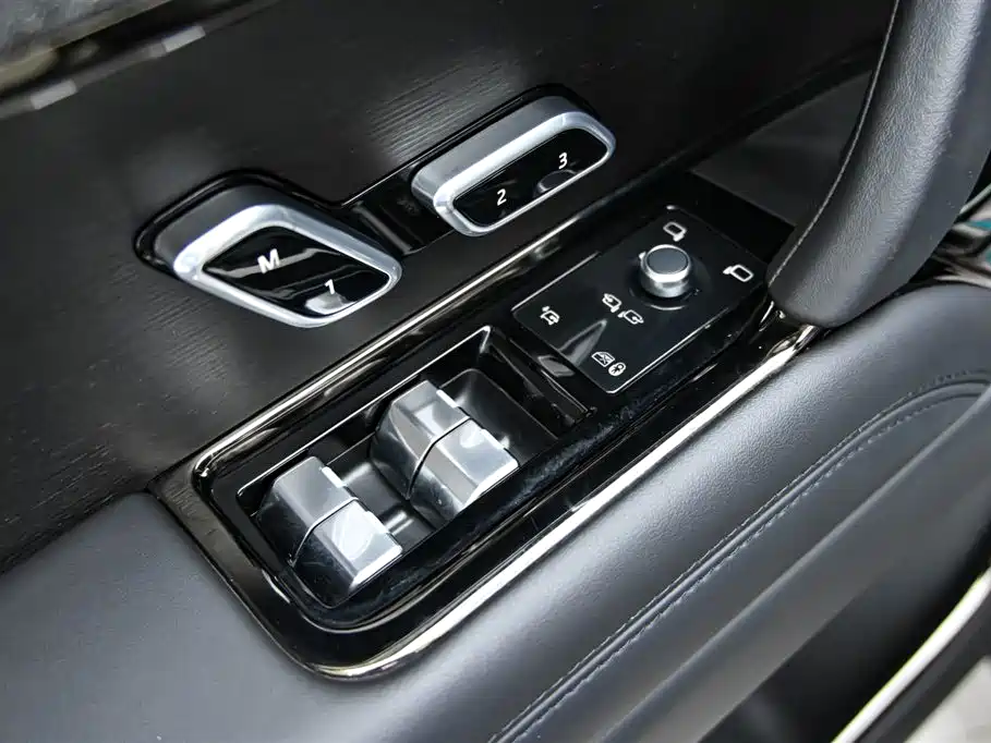 Range Rover Sport 2023 400PS Dynamic SE