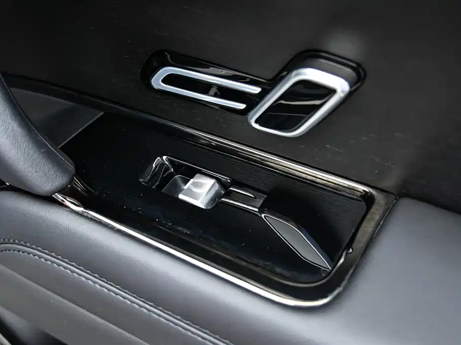 Range Rover Sport 2023 400PS Dynamic SE