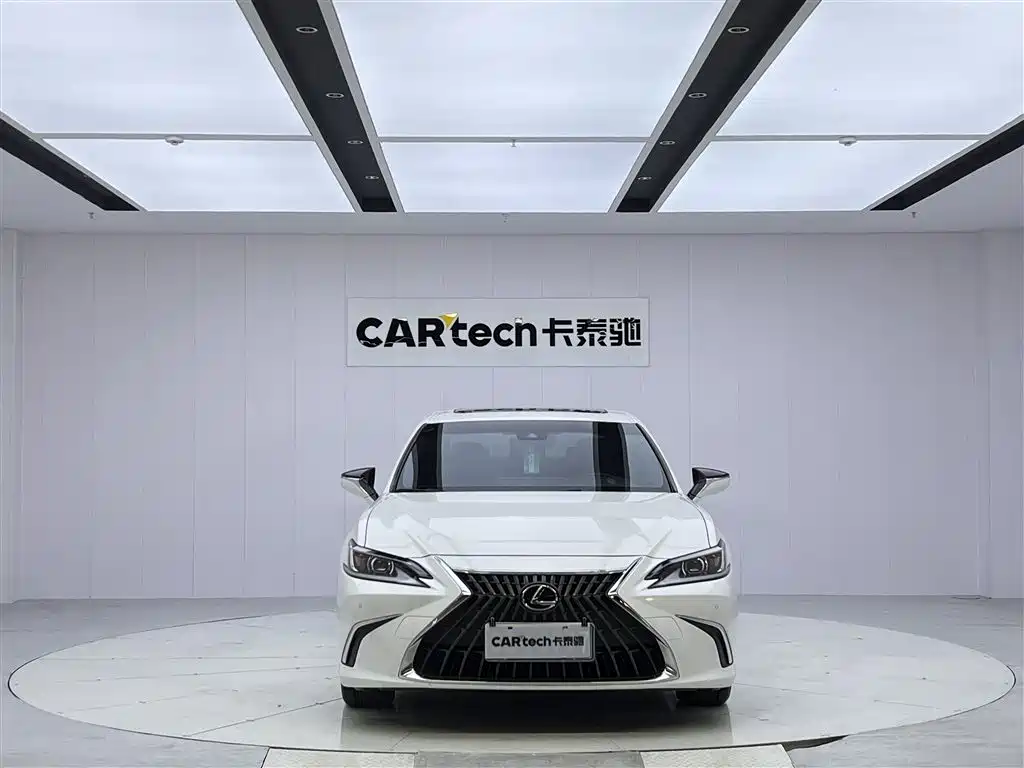 Lexus ES 2022 200 Excellence Edition
