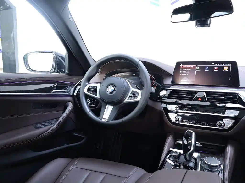 BMW 5 Series 2020 525Li M Sport Package