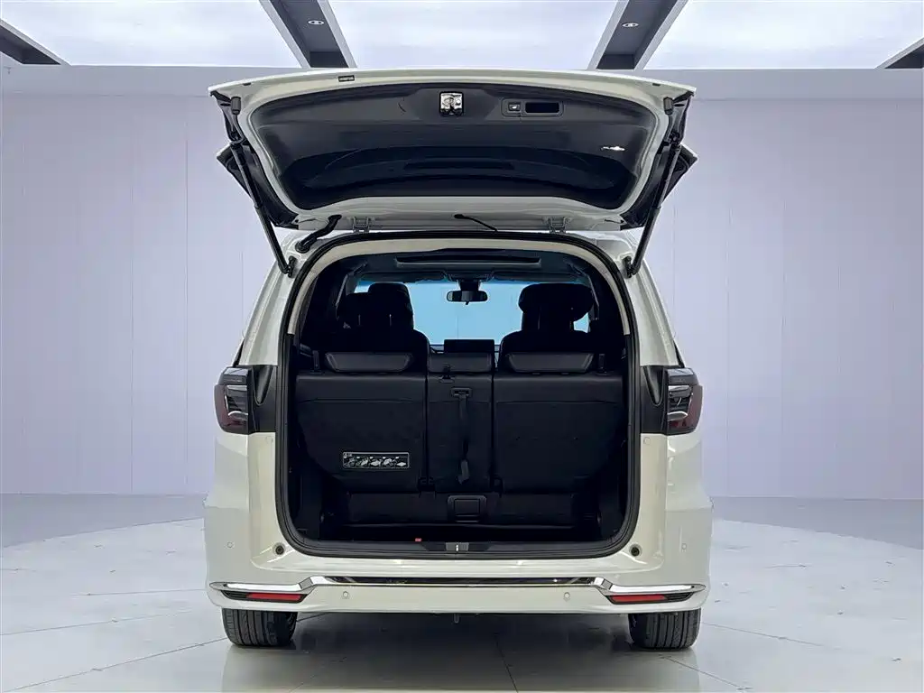Honda Elysion 2022 2.0L e:HEV Luxury Edition