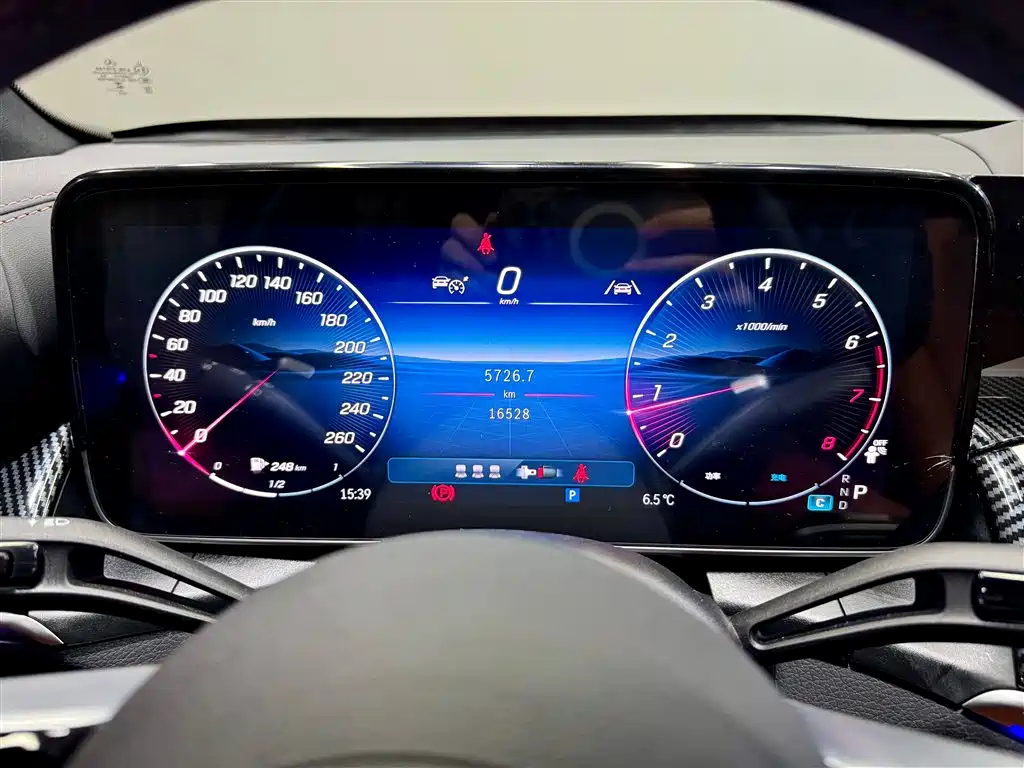 Mercedes-Benz GLC 260 L 4MATIC Luxury 2025