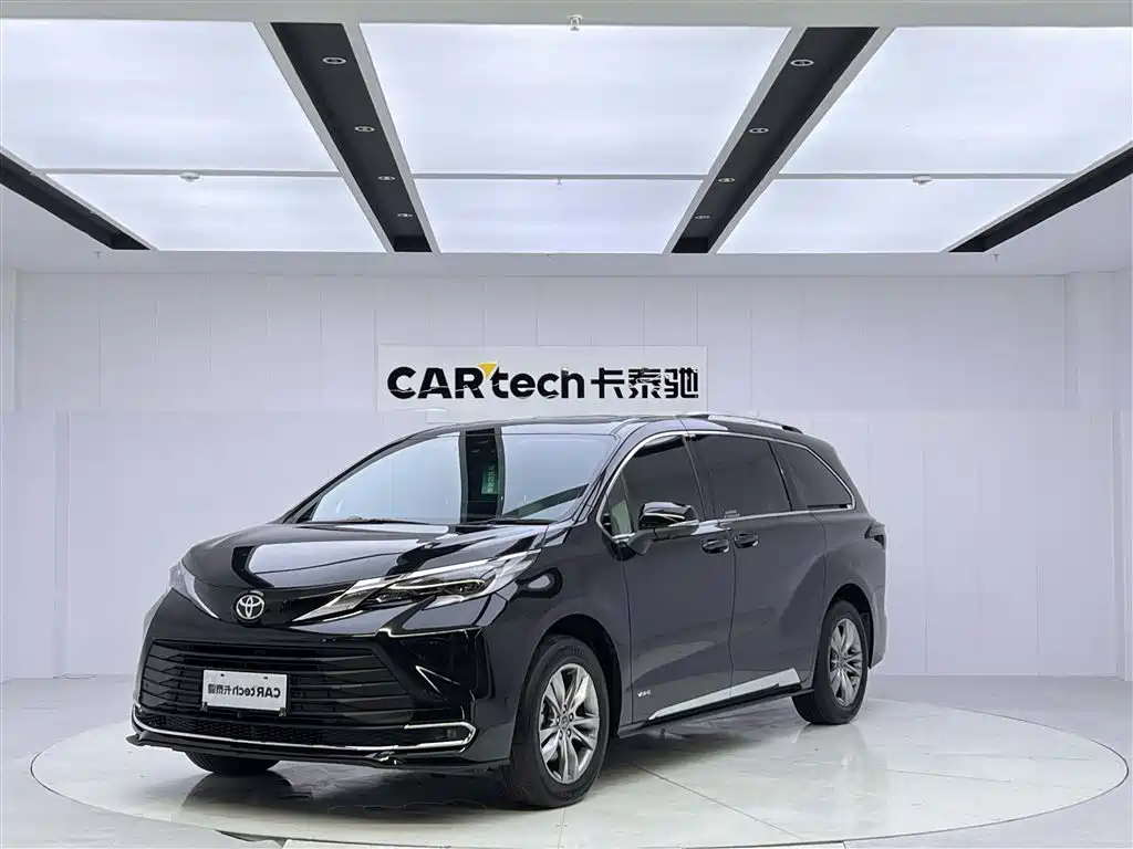 Toyota Sienna 2024 2.5L Hybrid Comfort Edition