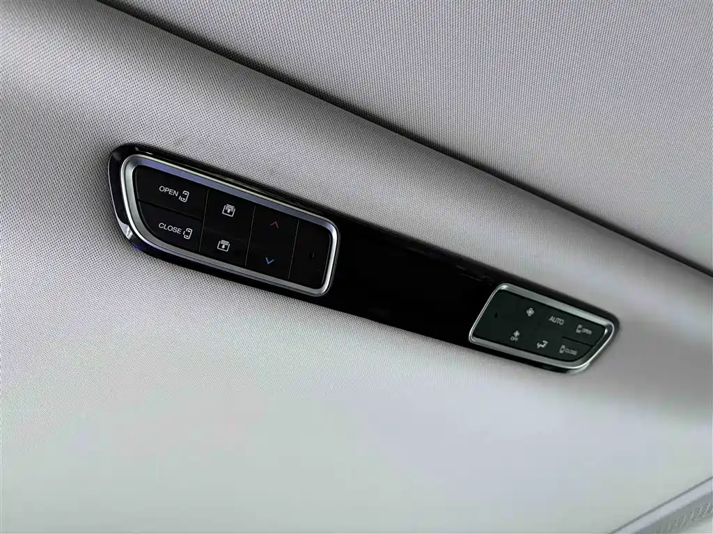 GAC Trumpchi M8 2024 Lingxiu Series 390T Exclusive Edition