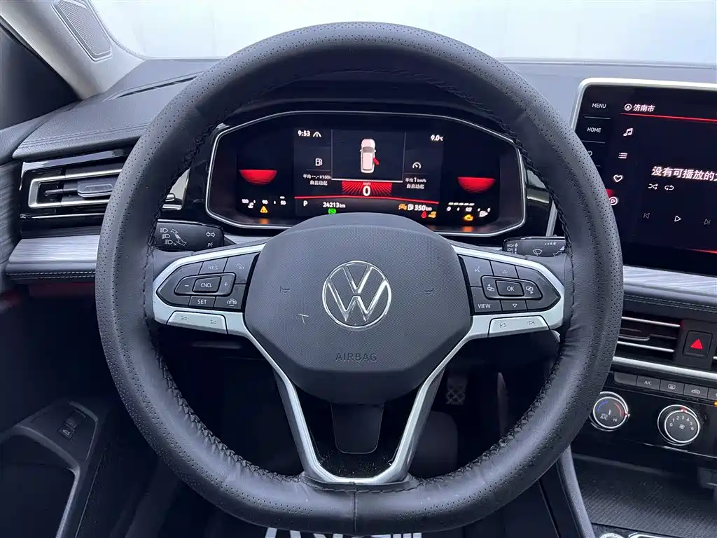 Volkswagen Sagitar 2023 300TSI DSG Beyond Edition