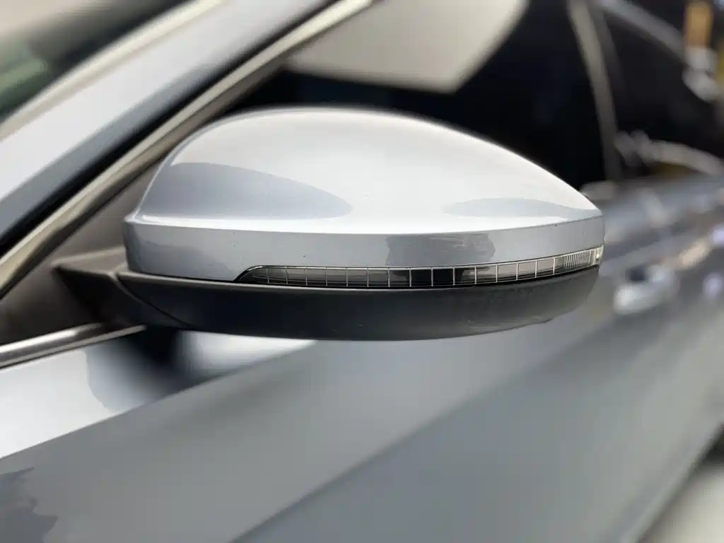 Volkswagen Passat 2022 330TSI Luxury Edition