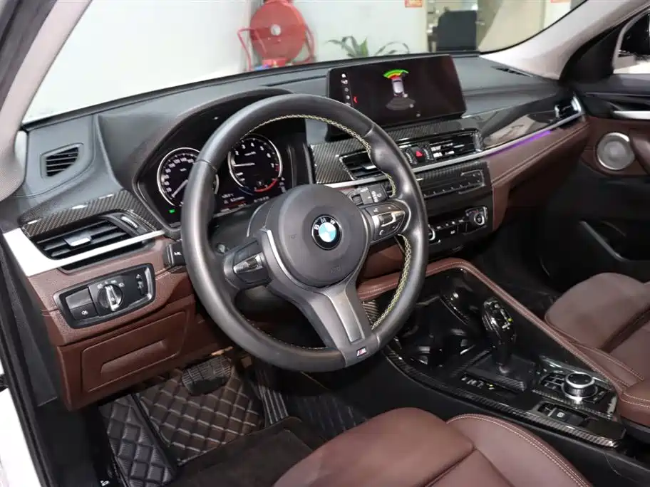 BMW X2 2023 sDrive25i M Sport Night Edition