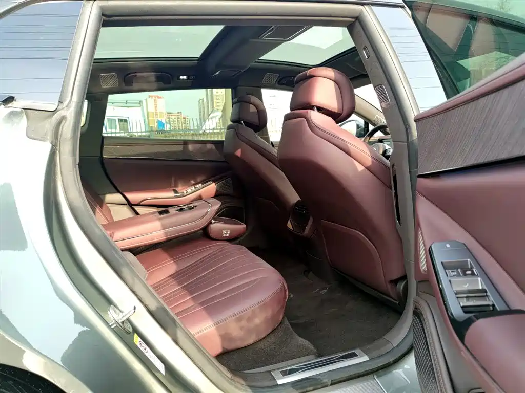 Denza Z9GT 2024 1100 AWD Ultra