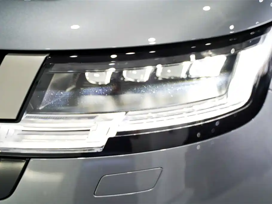 Range Rover 2023 3.0 L6 360PS Vogue Edition