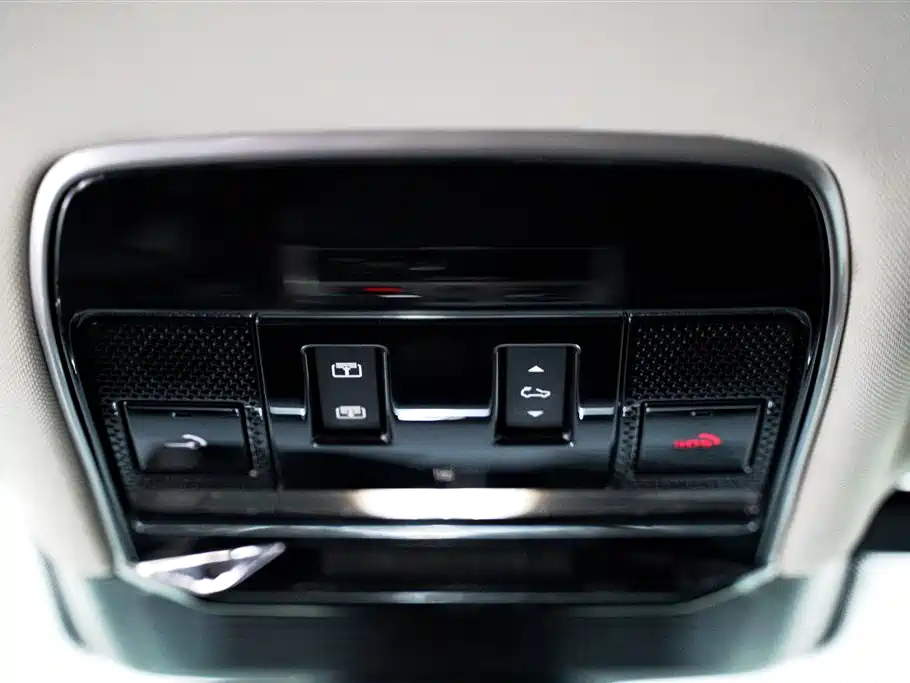 Range Rover 2023 3.0 L6 360PS Vogue Edition