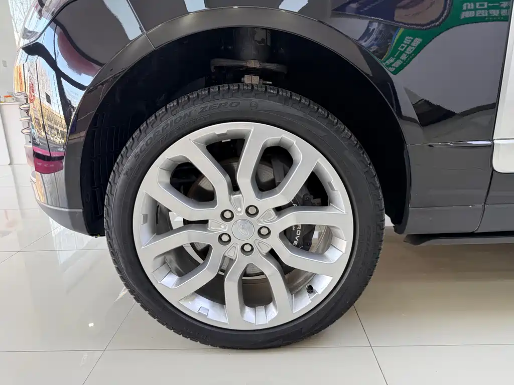 Range Rover 2022 3.0 L6 400PS Autobiography LWB Classic Edition