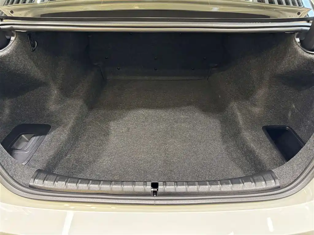 BMW 5 Series 2023 530Li Executive Luxury Package
